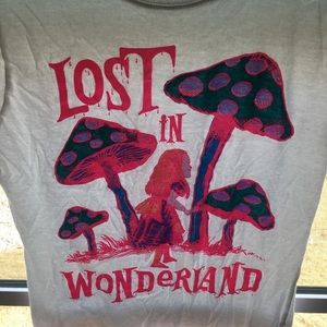 Alice in Wonderland Disney Tee NWOT XL